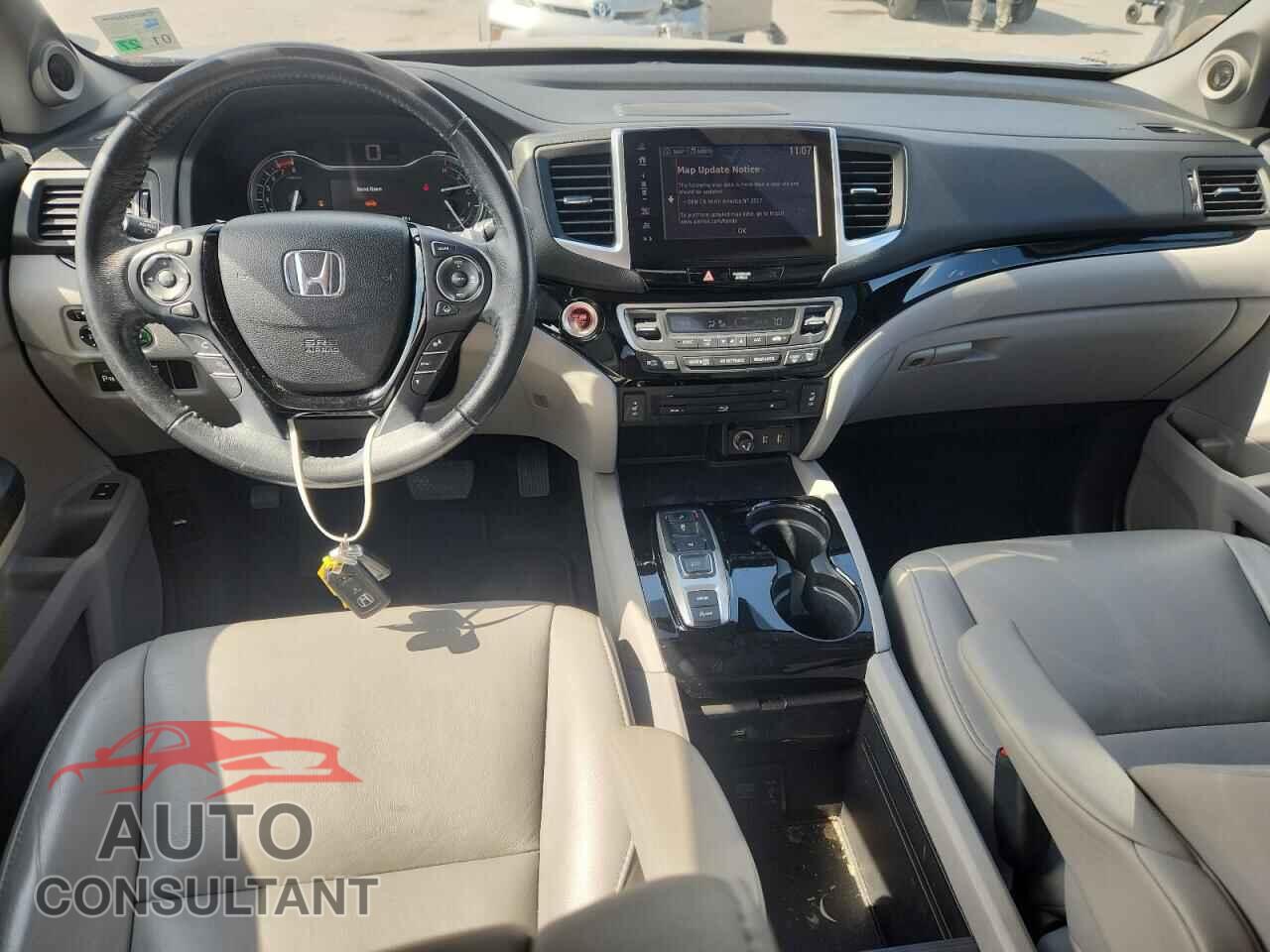 HONDA PILOT 2018 - 5FNYF5H92JB006113