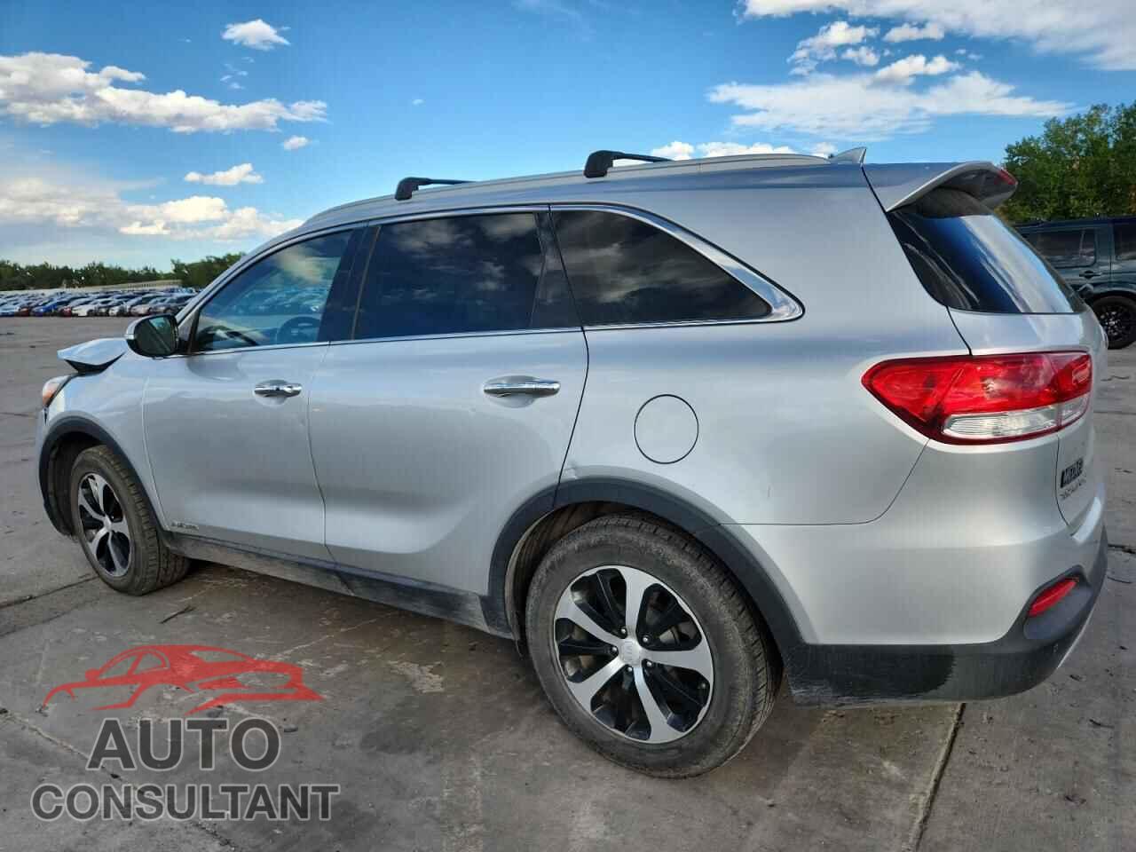 KIA SORENTO 2017 - 5XYPHDA53HG302297