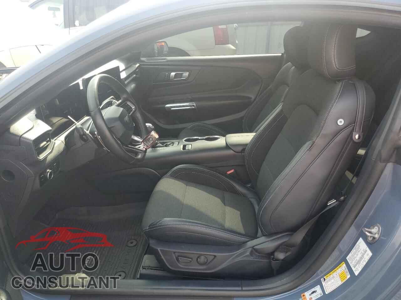 FORD MUSTANG 2024 - 1FA6P8CF9R5406501