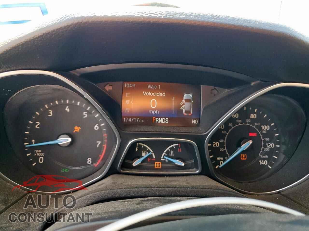 FORD FOCUS 2015 - 1FADP3F25FL311556