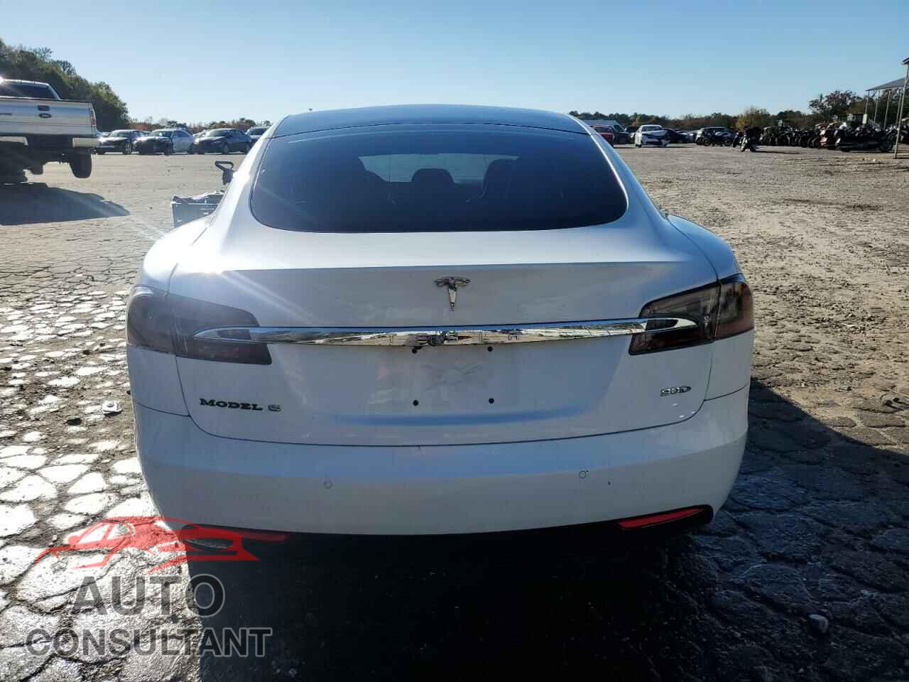TESLA MODEL S 2017 - 5YJSA1E25HF198822