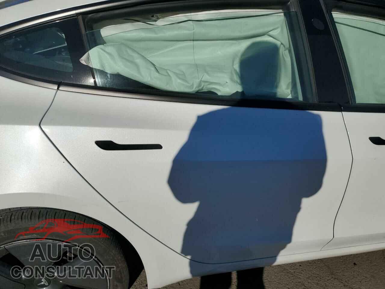 TESLA MODEL 3 2023 - 5YJ3E1EA2PF401776