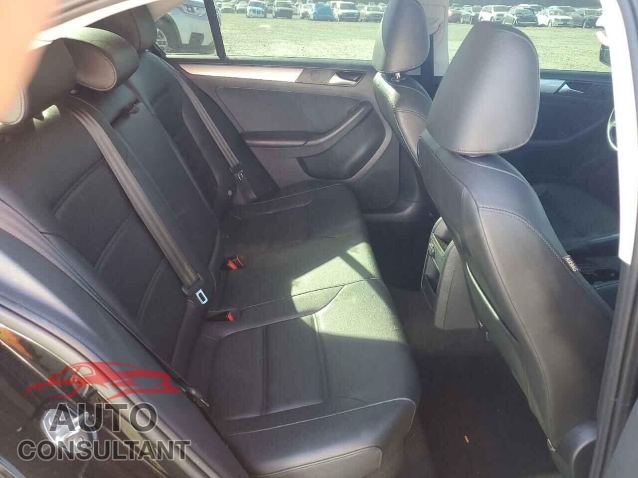 VOLKSWAGEN JETTA 2017 - 3VWDB7AJ2HM396465