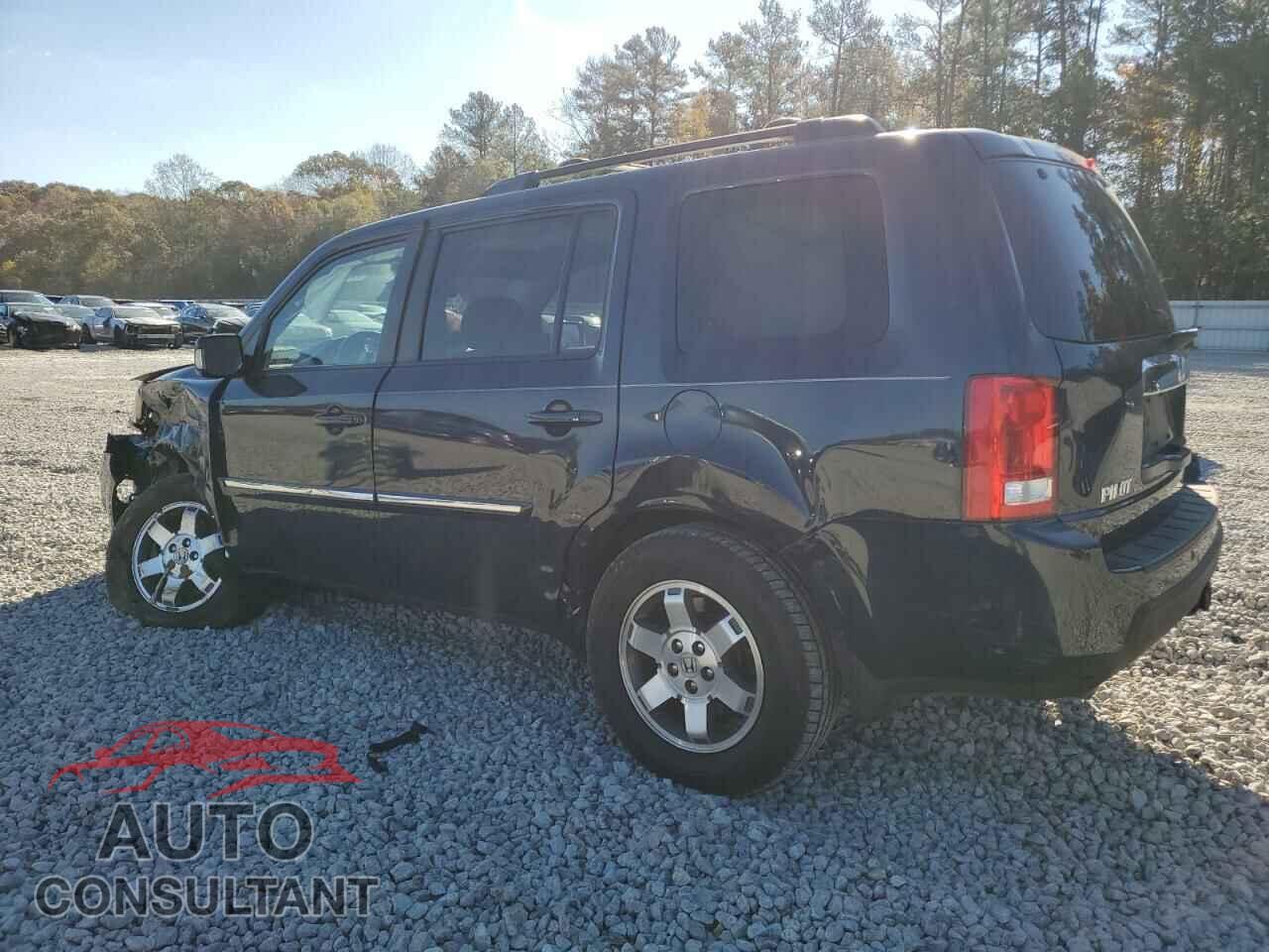 HONDA PILOT 2011 - 5FNYF4H99BB040996