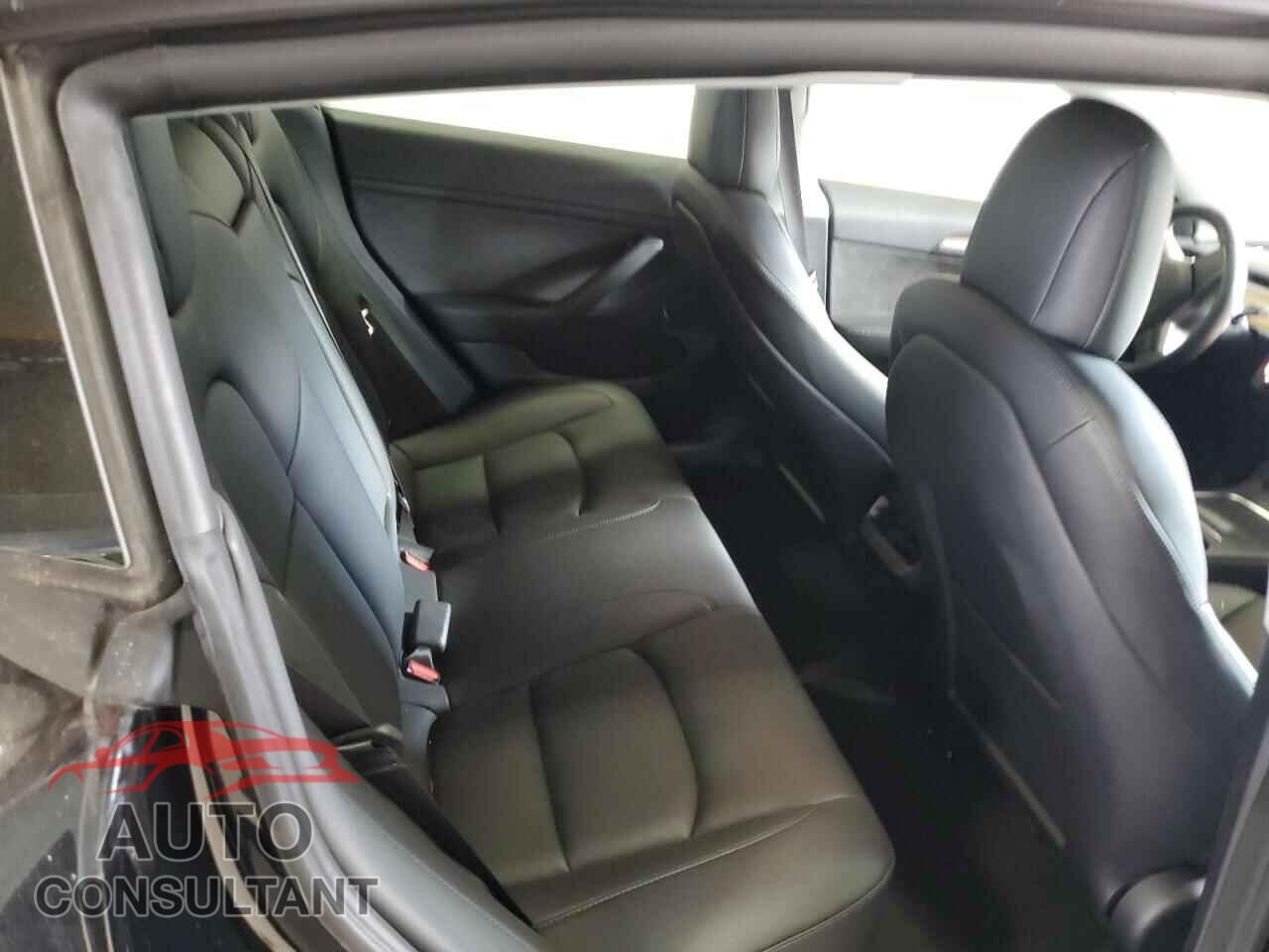 TESLA MODEL 3 2022 - 5YJ3E1EA2NF296279