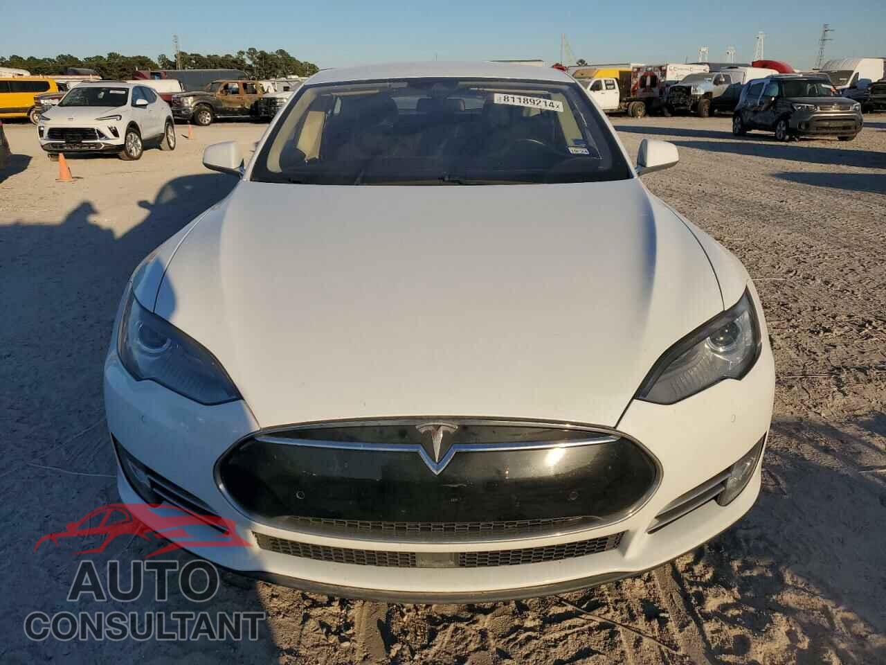 TESLA MODEL S 2016 - 5YJSA1E19GF131582