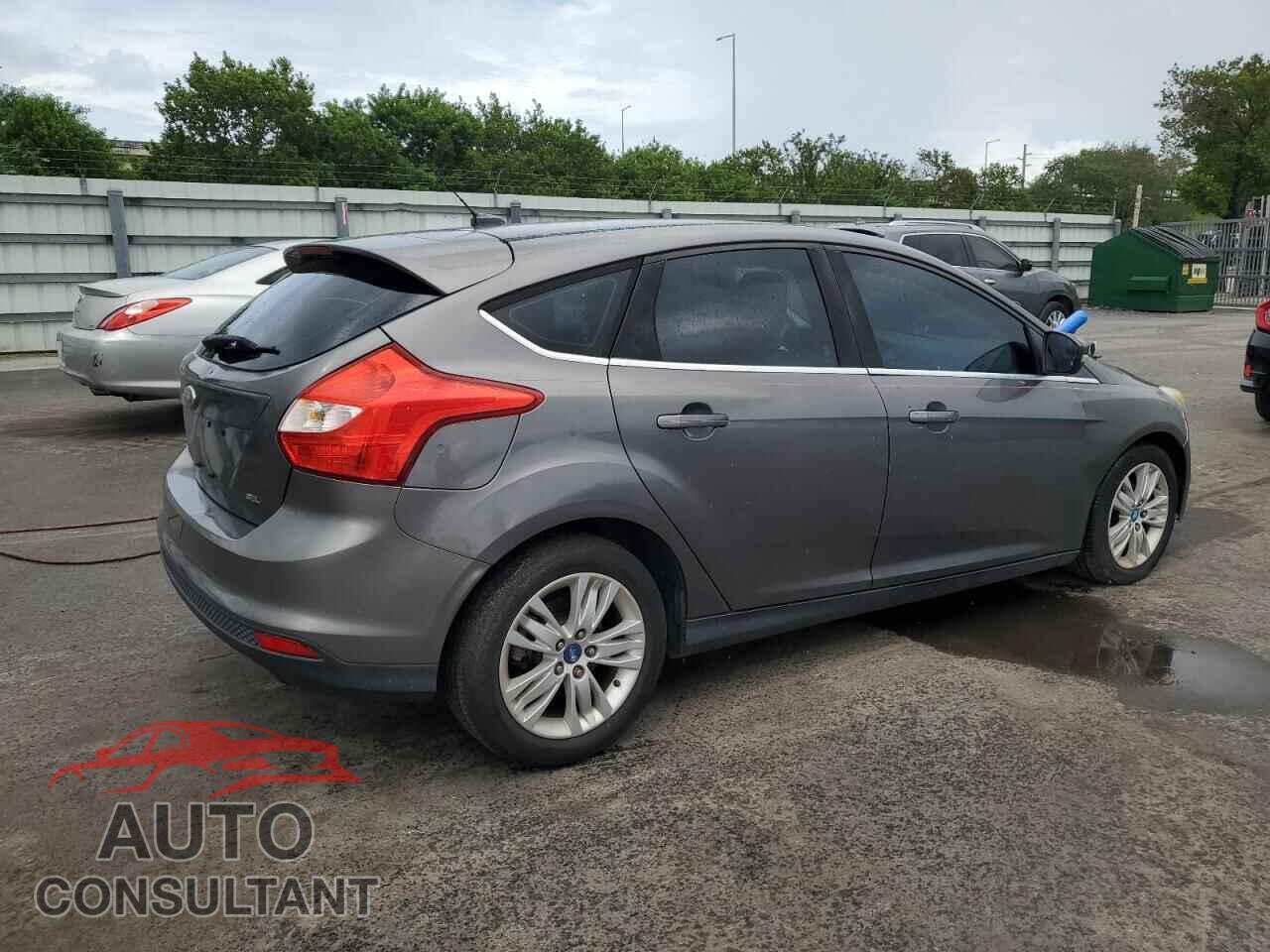 FORD FOCUS 2012 - 1FAHP3M2XCL107173
