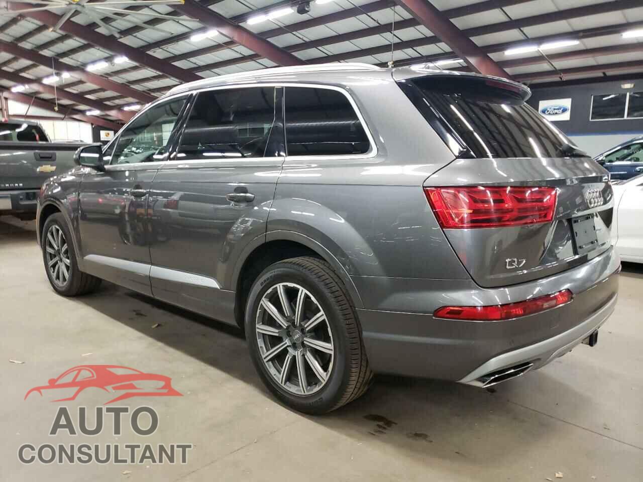 AUDI Q7 2019 - WA1LHAF74KD040782