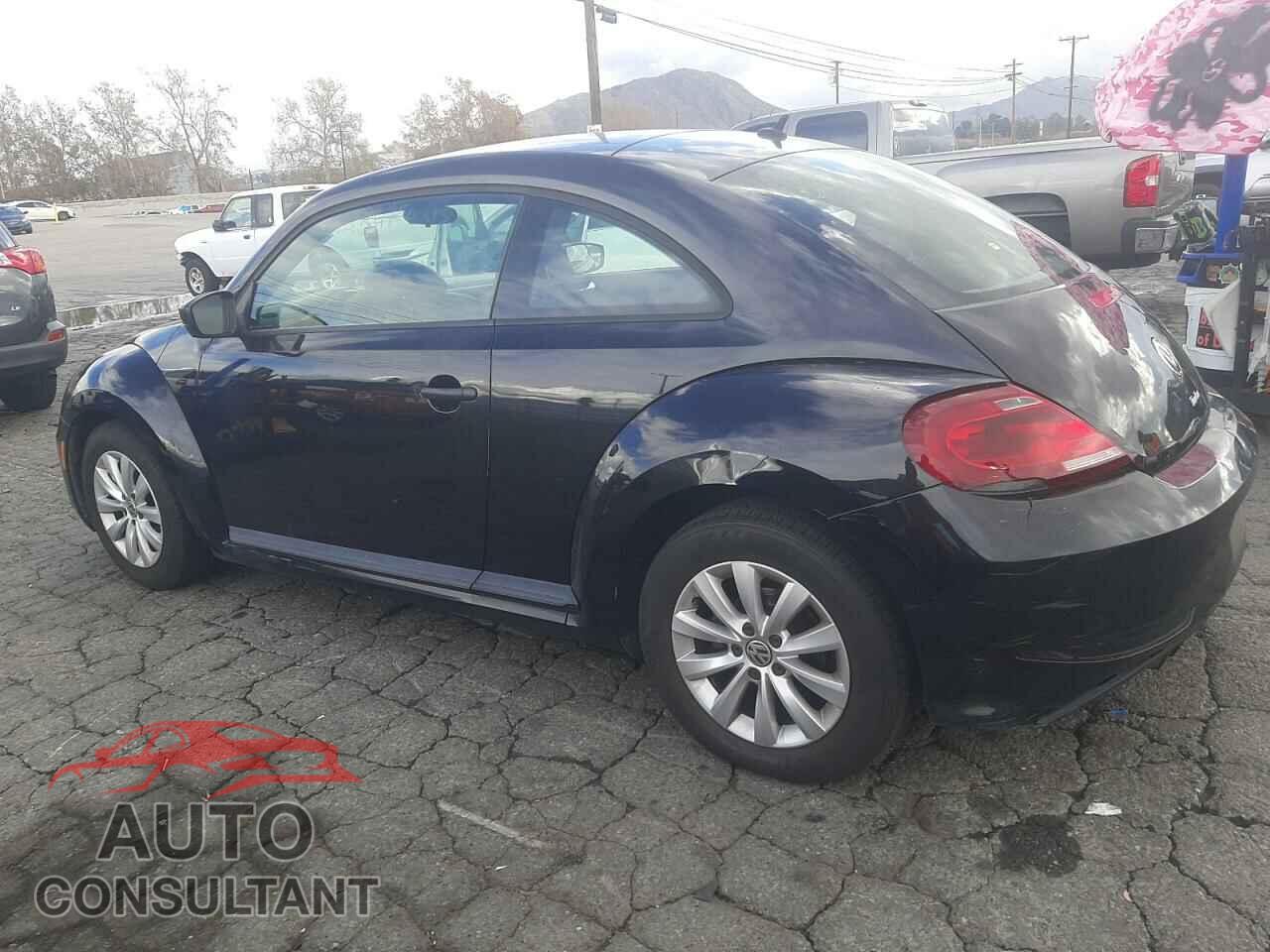 VOLKSWAGEN BEETLE 2017 - 3VWF17AT1HM618796