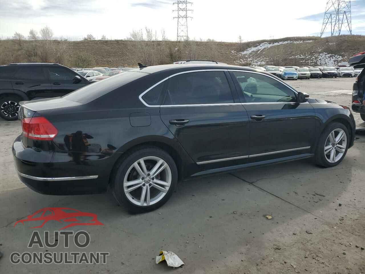 VOLKSWAGEN PASSAT 2013 - 1VWCN7A34DC005932