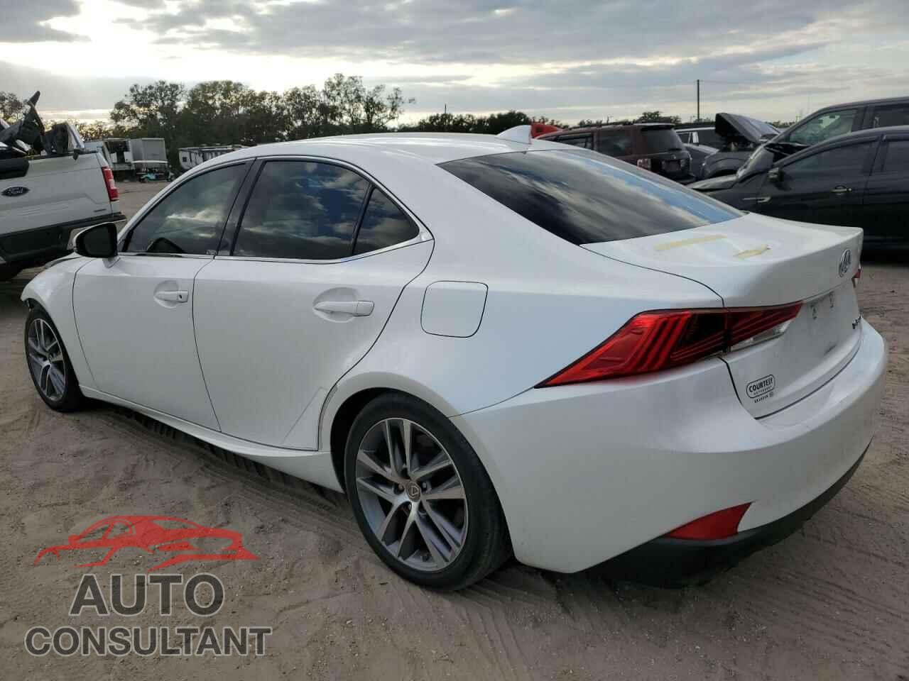 LEXUS IS 2018 - JTHBA1D2XJ5063892