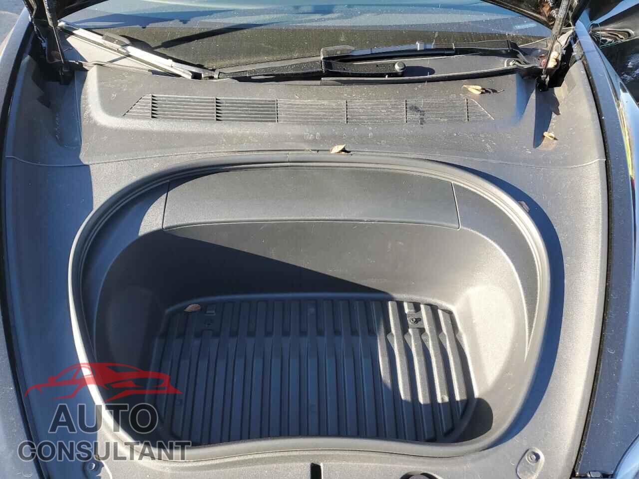 TESLA MODEL 3 2024 - 5YJ3E1ET4RF786584