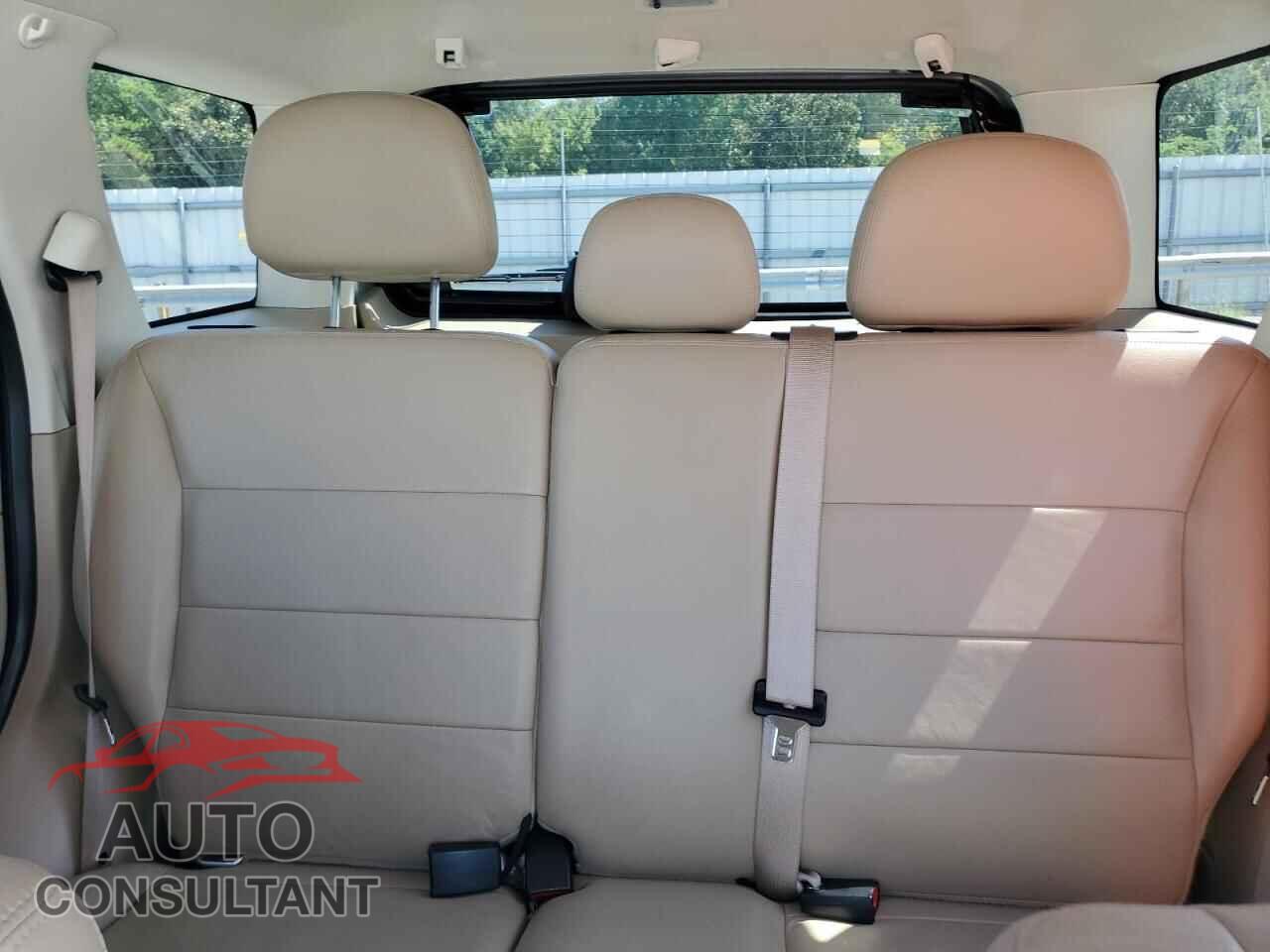 FORD ESCAPE 2010 - 1FMCU0E71AKB50787