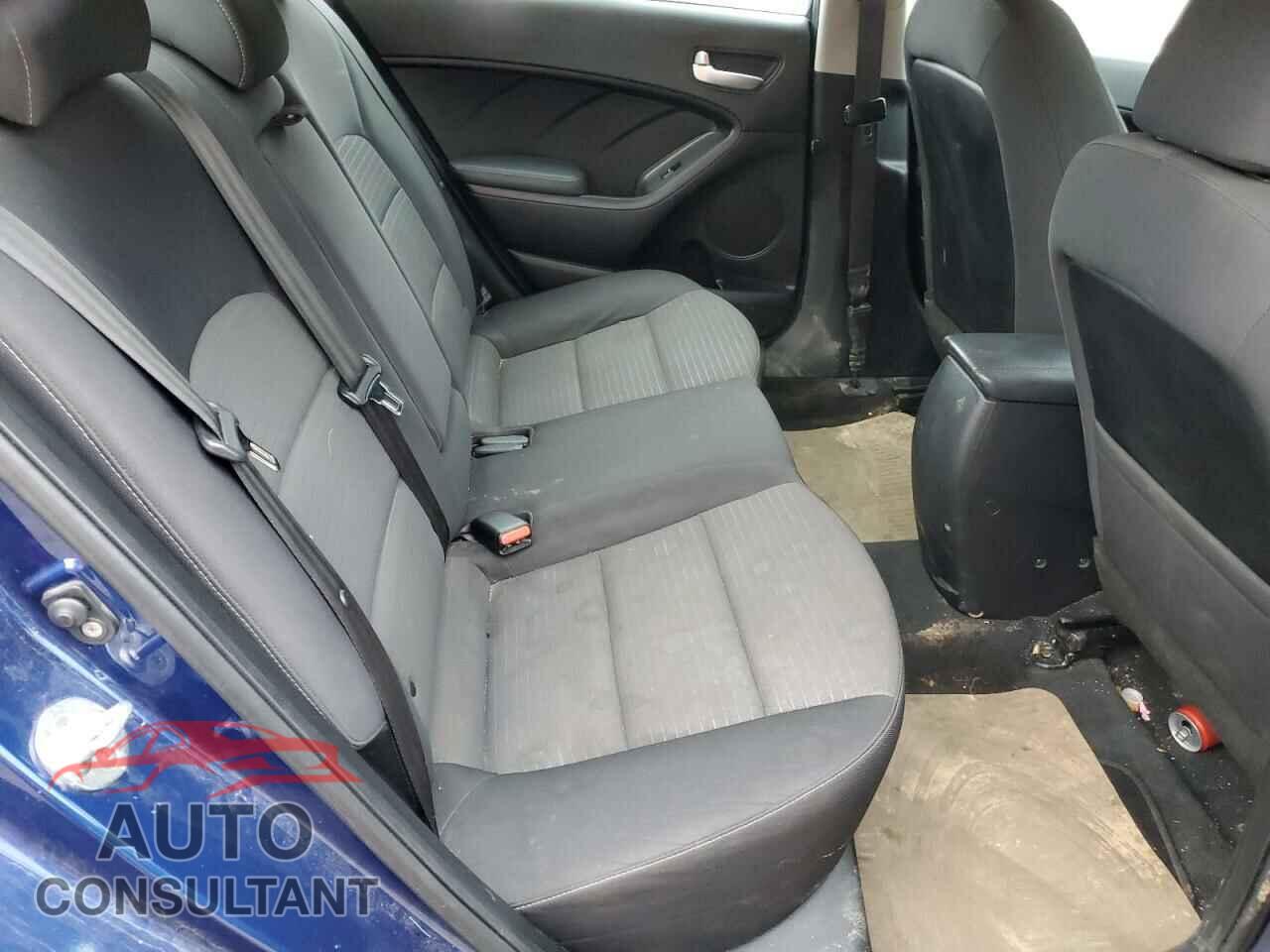 KIA FORTE 2017 - 3KPFL4A71HE147628