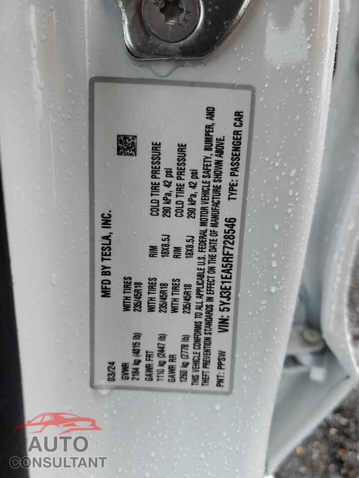 TESLA MODEL 3 2024 - 5YJ3E1EA5RF728546