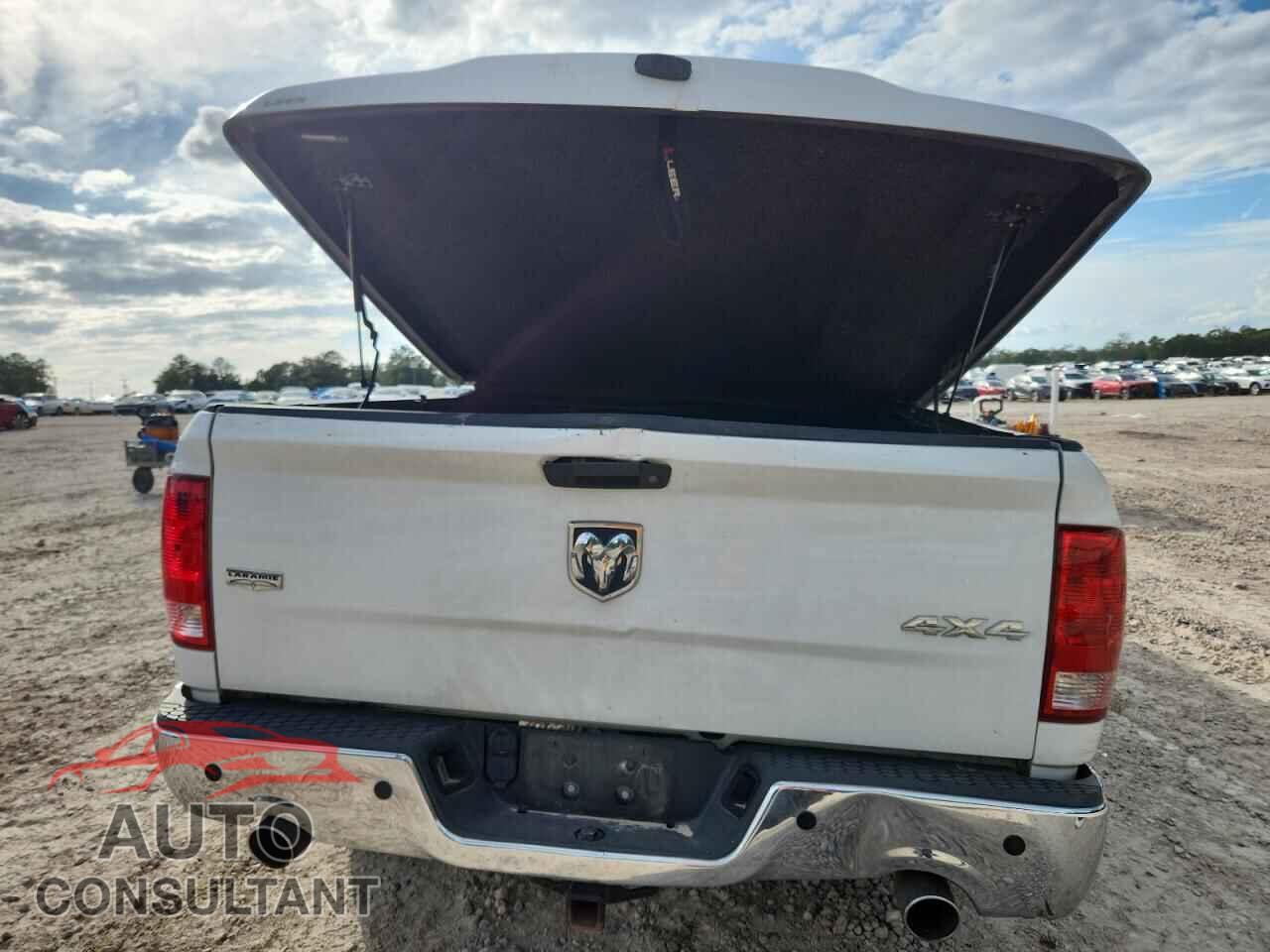 DODGE RAM 1500 2012 - 1C6RD7JTXCS155717