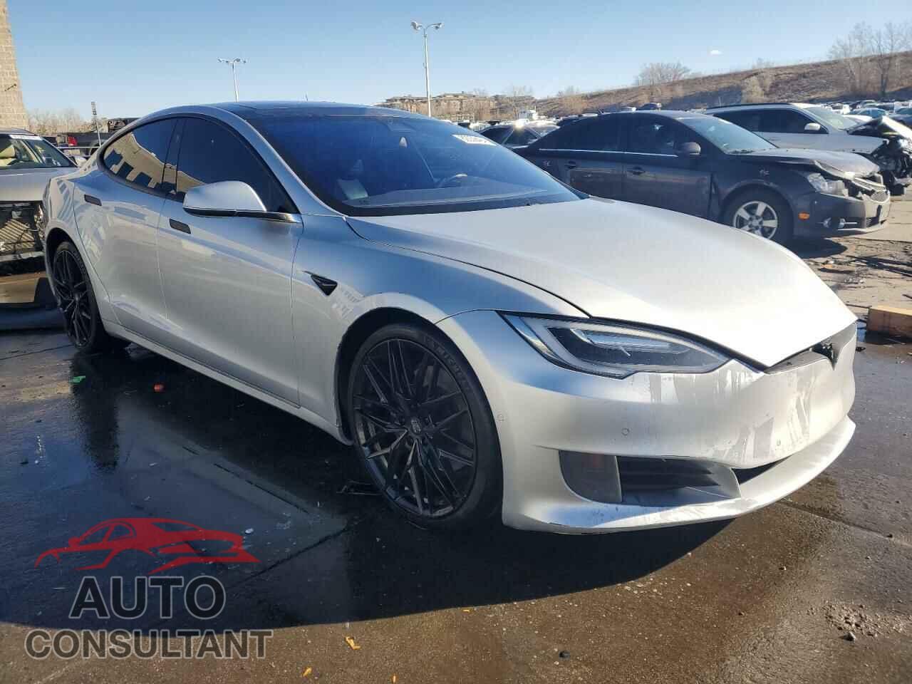 TESLA MODEL S 2017 - 5YJSA1E28HF211112