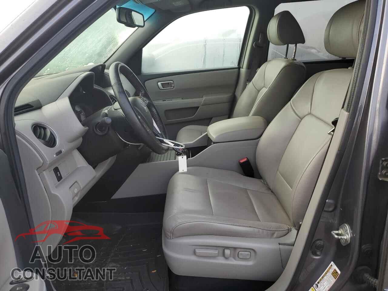 HONDA PILOT 2014 - 5FNYF4H52EB034619