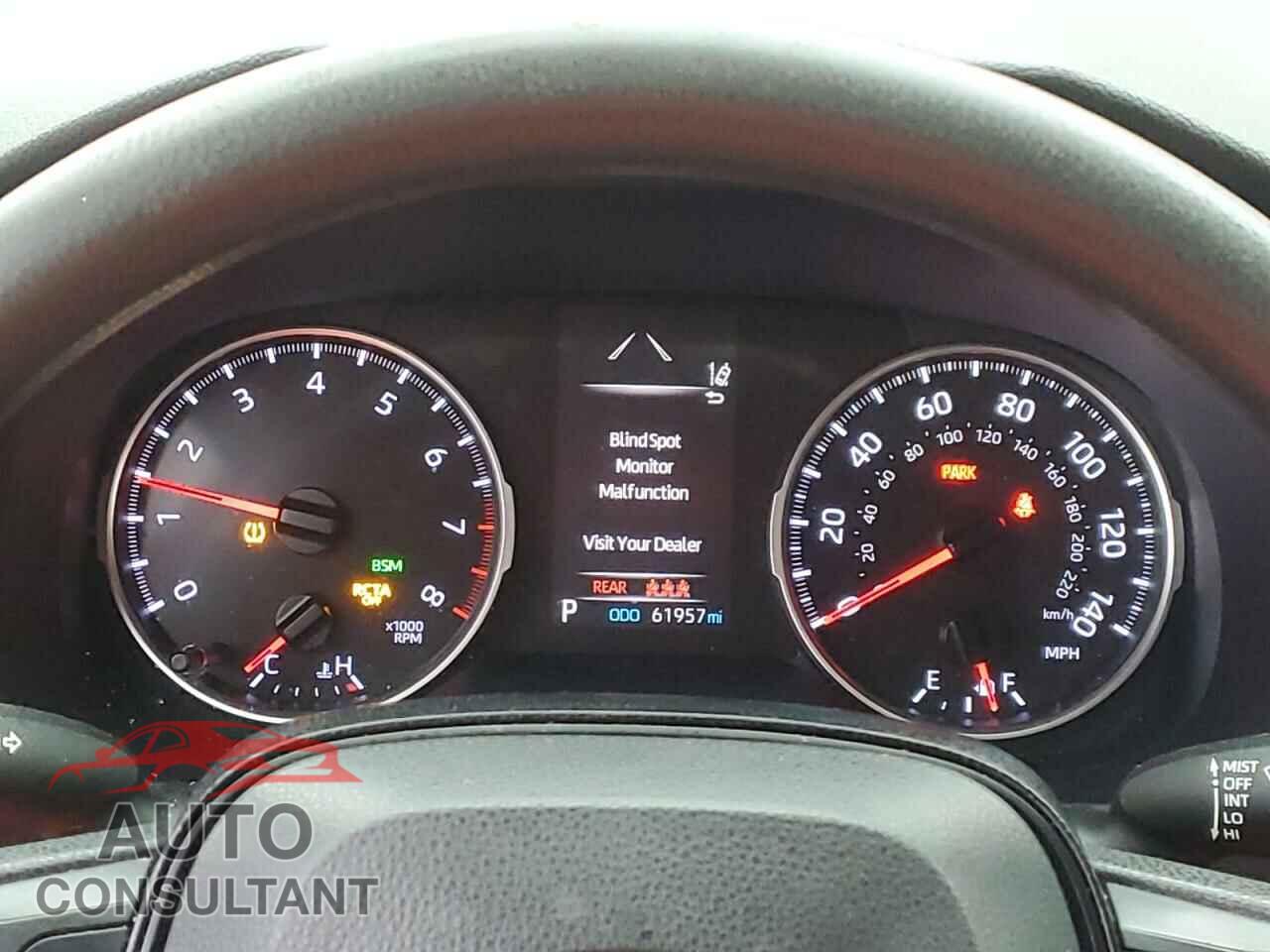 TOYOTA RAV4 2019 - JTMP1RFV2KD026680