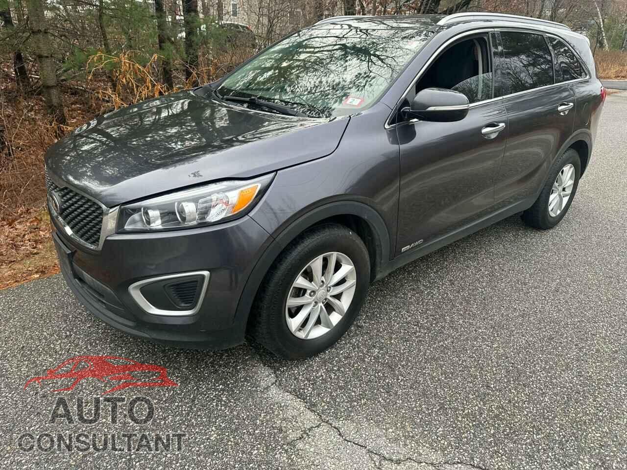 KIA SORENTO 2017 - 5XYPGDA53HG335593