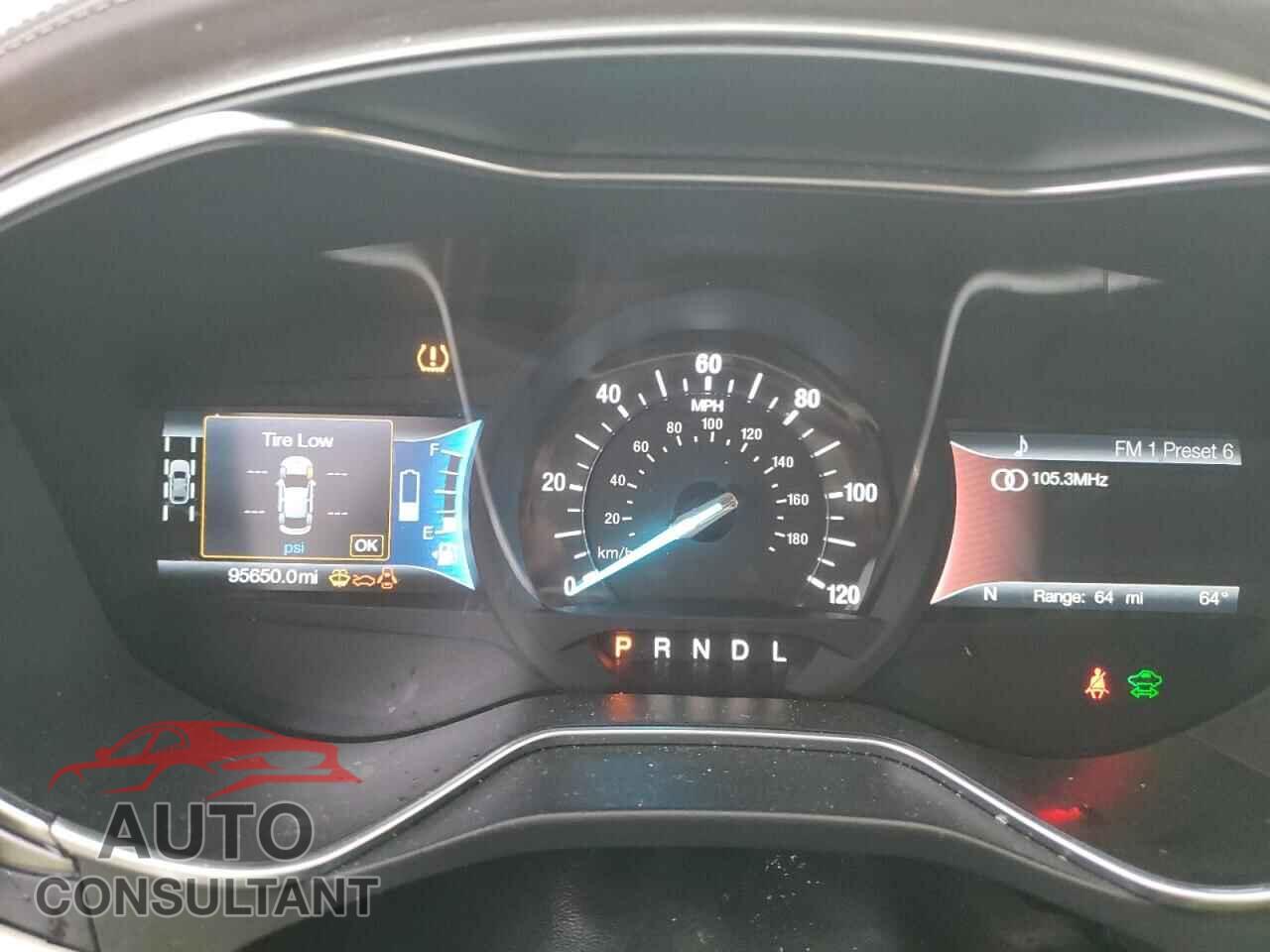 FORD FUSION 2017 - 3FA6P0SU1HR277621