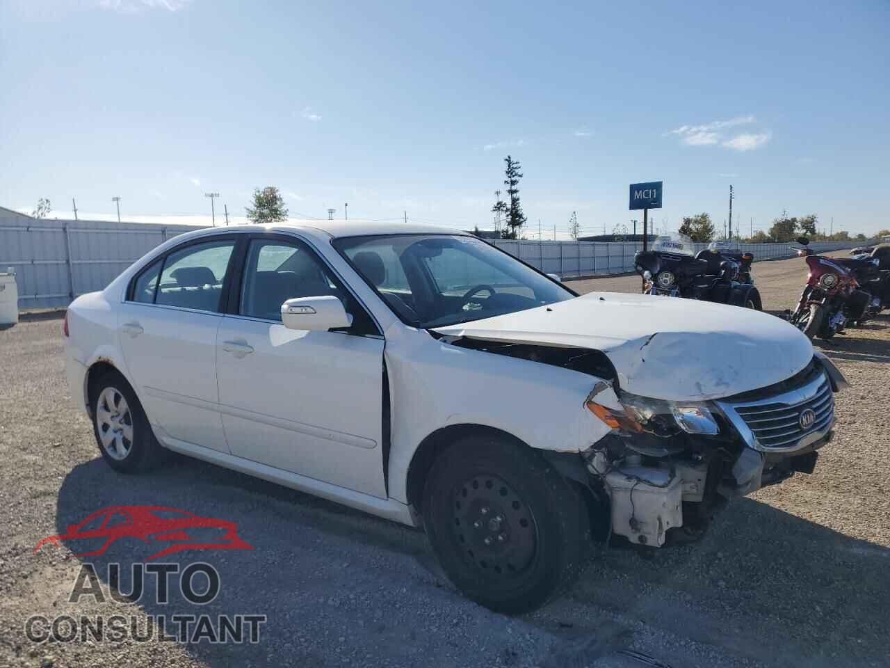 KIA OPTIMA 2010 - KNAGG4A82A5436906