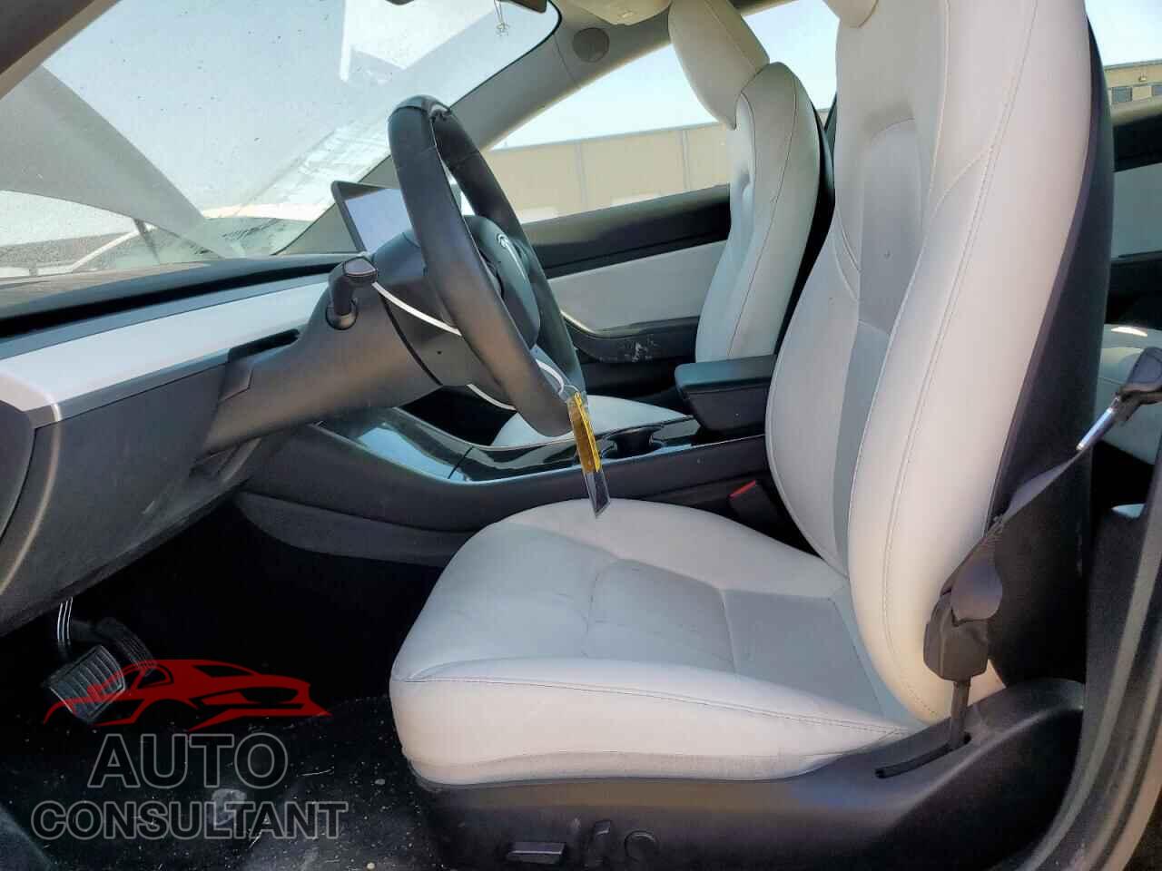 TESLA MODEL 3 2020 - 5YJ3E1EA1LF609352