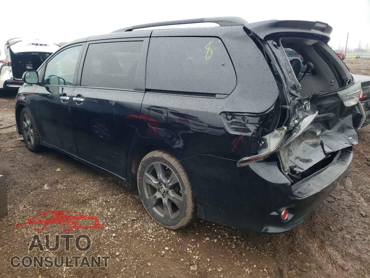 TOYOTA SIENNA 2018 - 5TDXZ3DC7JS947545