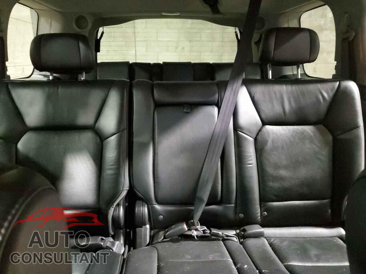 HONDA PILOT 2011 - 5FNYF4H78BB097544