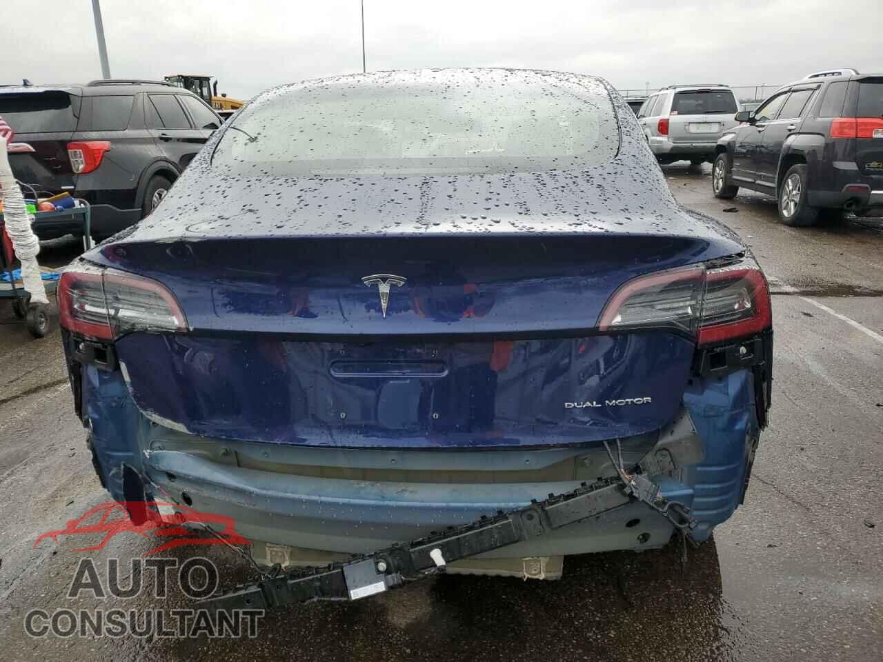 TESLA MODEL 3 2018 - 5YJ3E1EB3JF117556