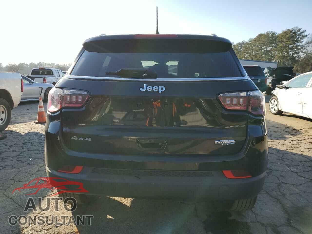 JEEP COMPASS 2018 - 3C4NJDBB5JT484700