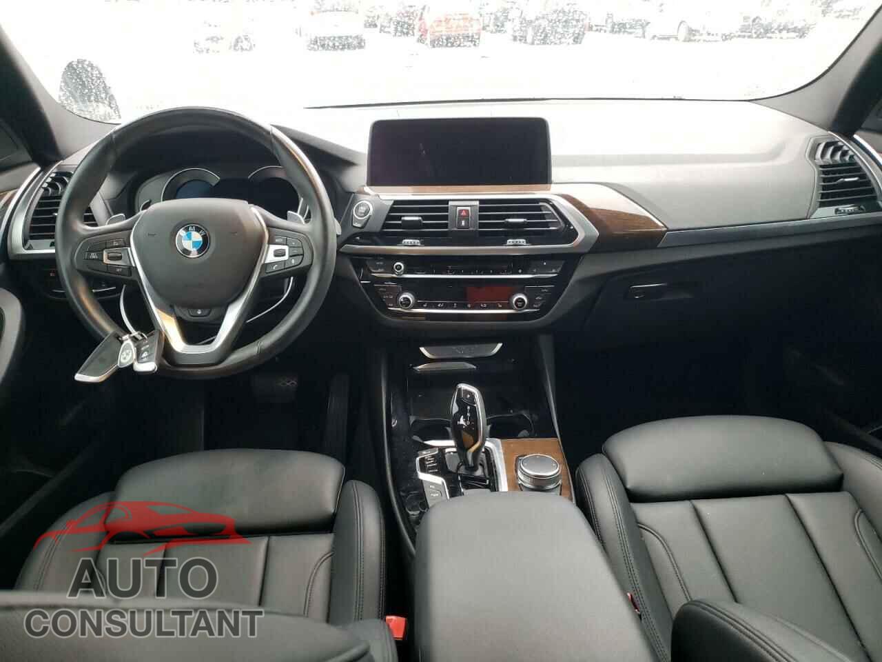 BMW X3 2018 - 5UXTR9C54JLD60565
