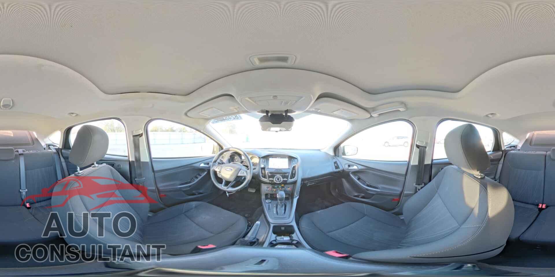 FORD FOCUS 2017 - 1FADP3M26HL209723