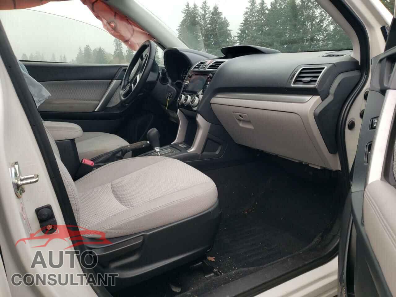 SUBARU FORESTER 2017 - JF2SJAGC6HH438340