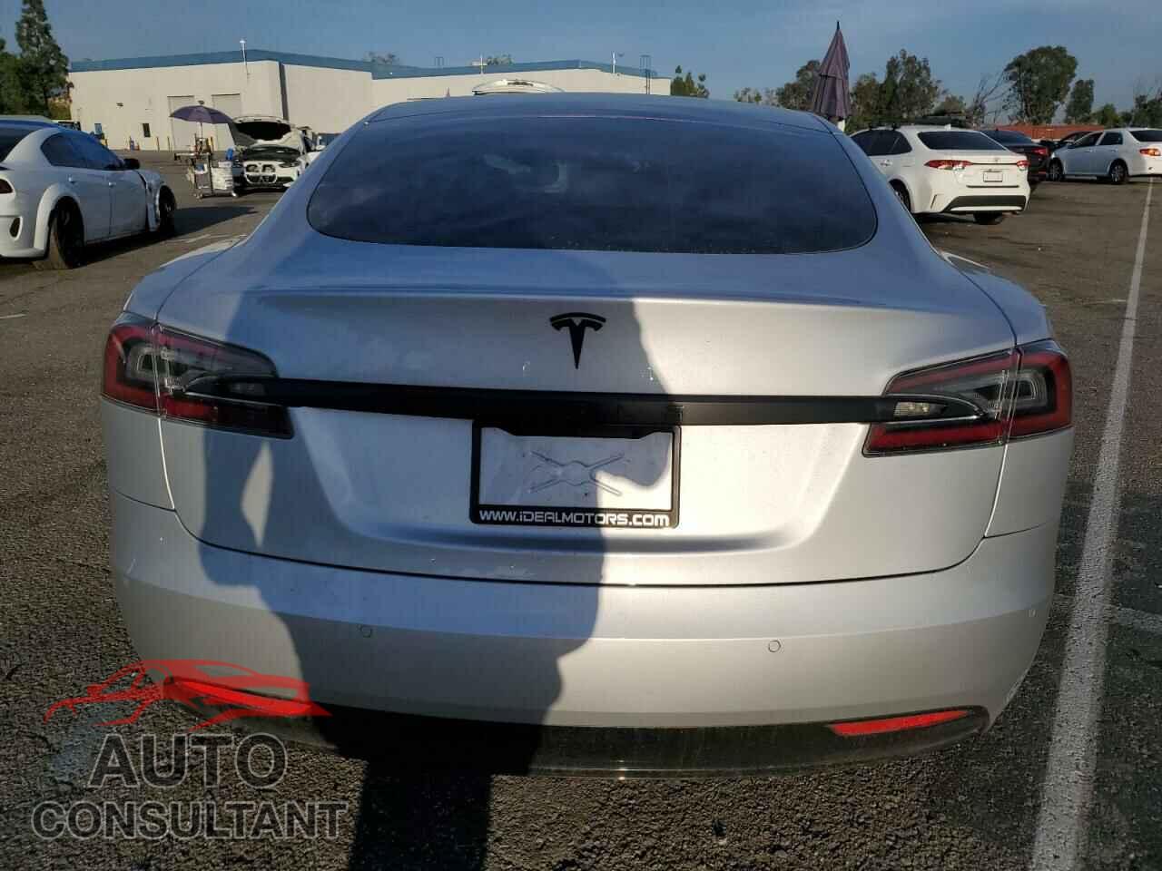 TESLA MODEL S 2017 - 5YJSA1E24HF229834