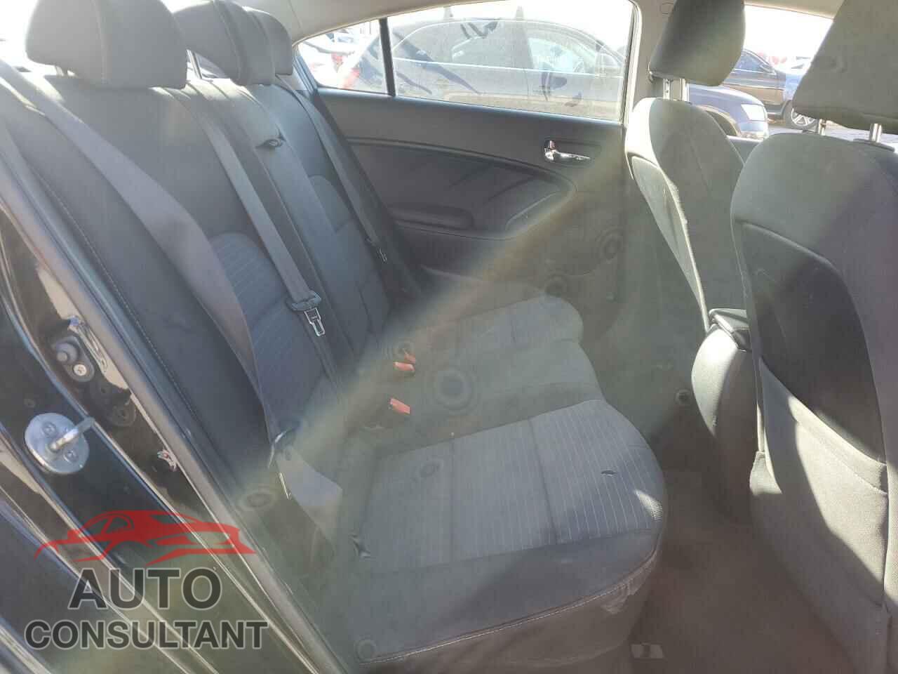 KIA FORTE 2015 - KNAFX4A65F5373320