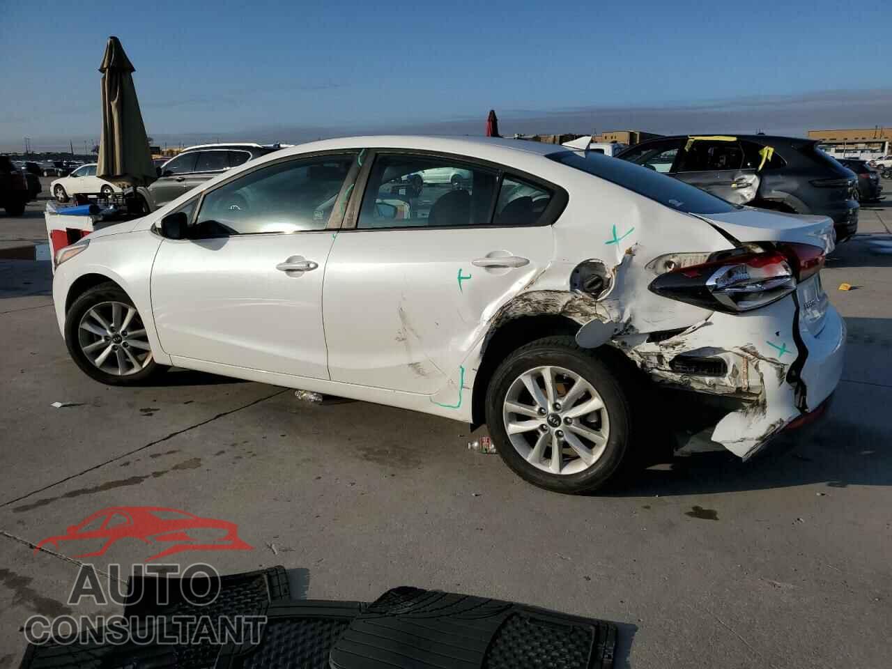 KIA FORTE 2017 - 3KPFL4A75HE022356