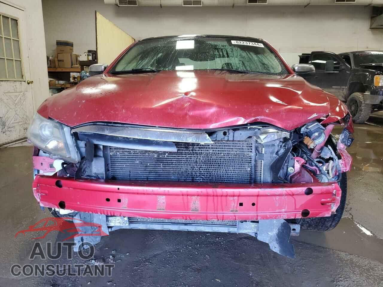 FORD TAURUS 2011 - 1FAHP2FW9BG167351