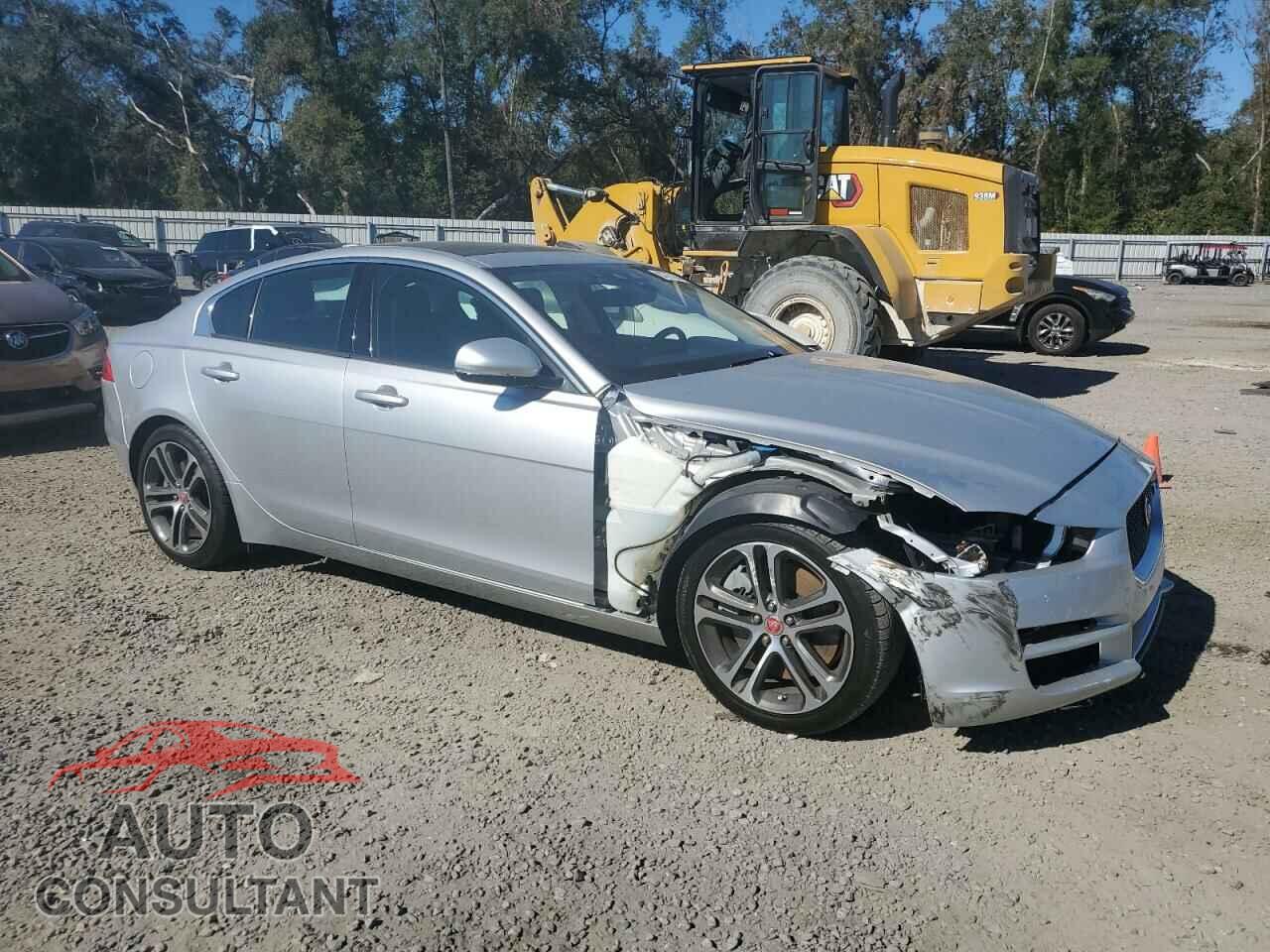 JAGUAR XE 2017 - SAJAD4BV6HA965932