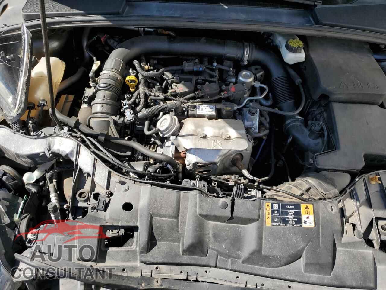 FORD FOCUS 2018 - 1FADP3FE2JL228413