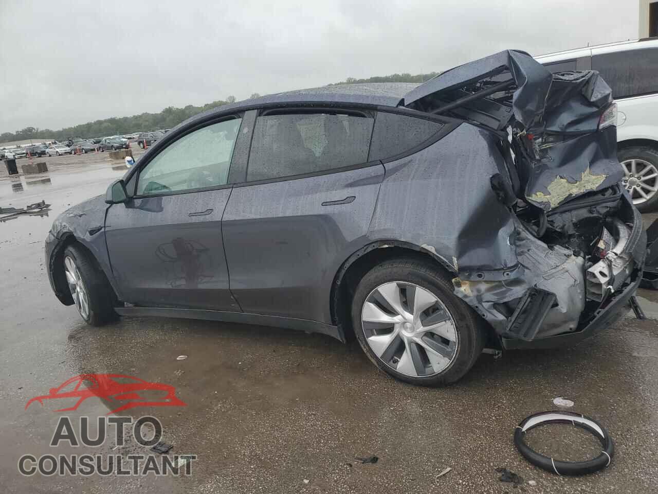 TESLA MODEL Y 2023 - 7SAYGAEE5PF893189