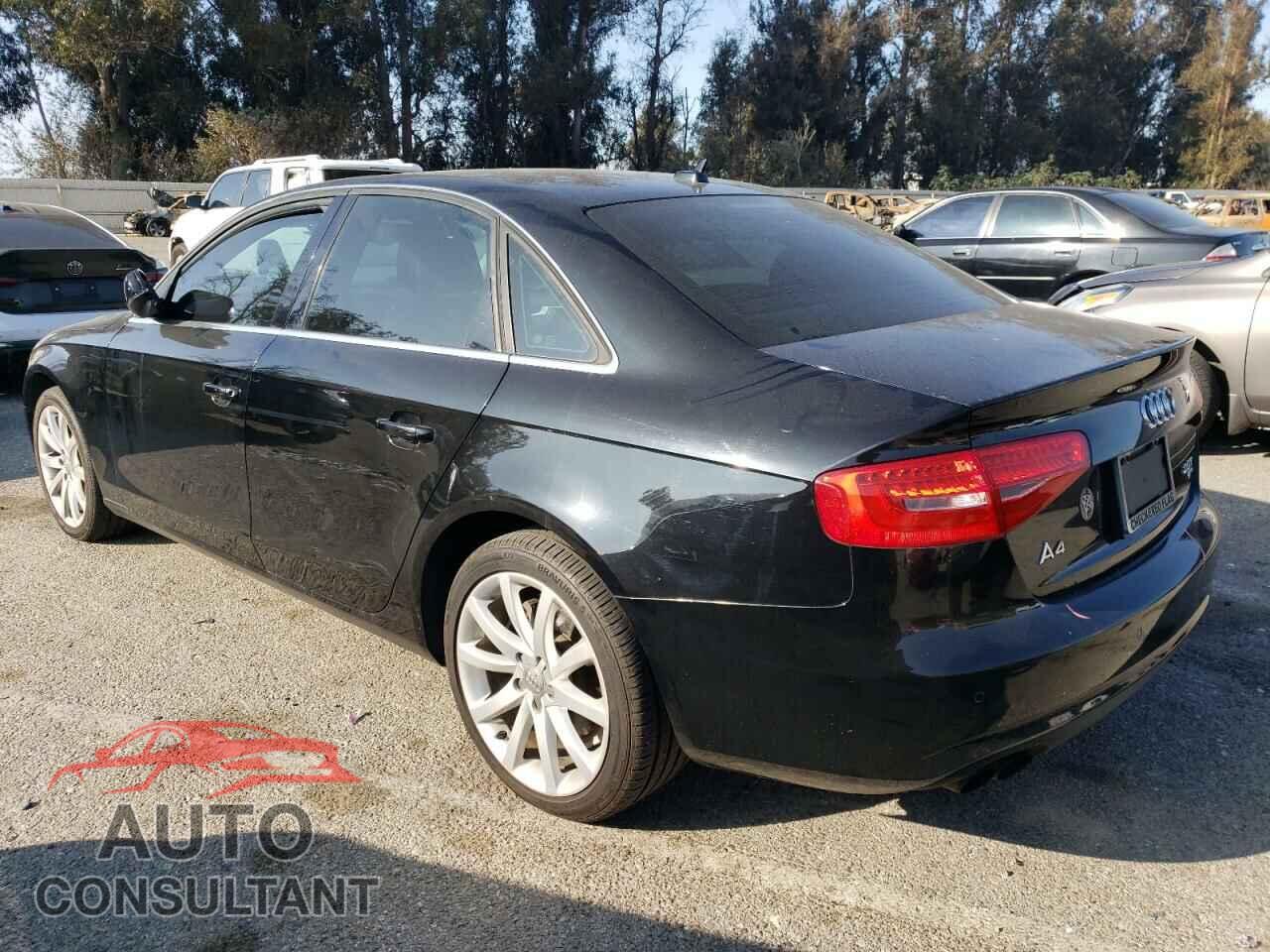 AUDI A4 2013 - WAUFFAFLXDN023582