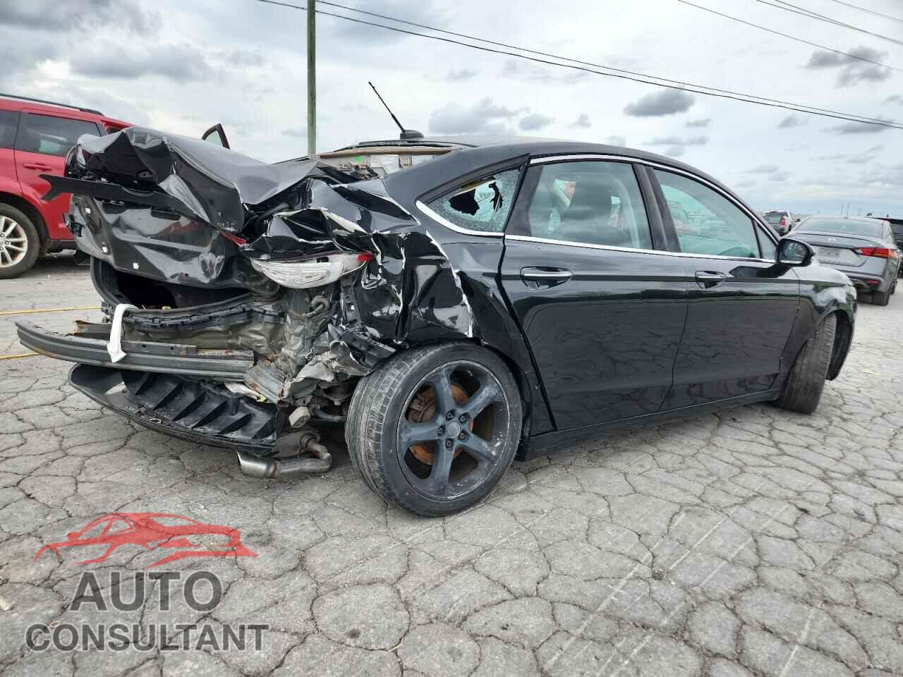 FORD FUSION 2015 - 1FA6P0H74F5124443