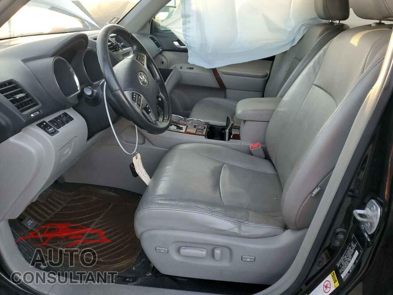 TOYOTA HIGHLANDER 2012 - 5TDDK3EH6CS143855