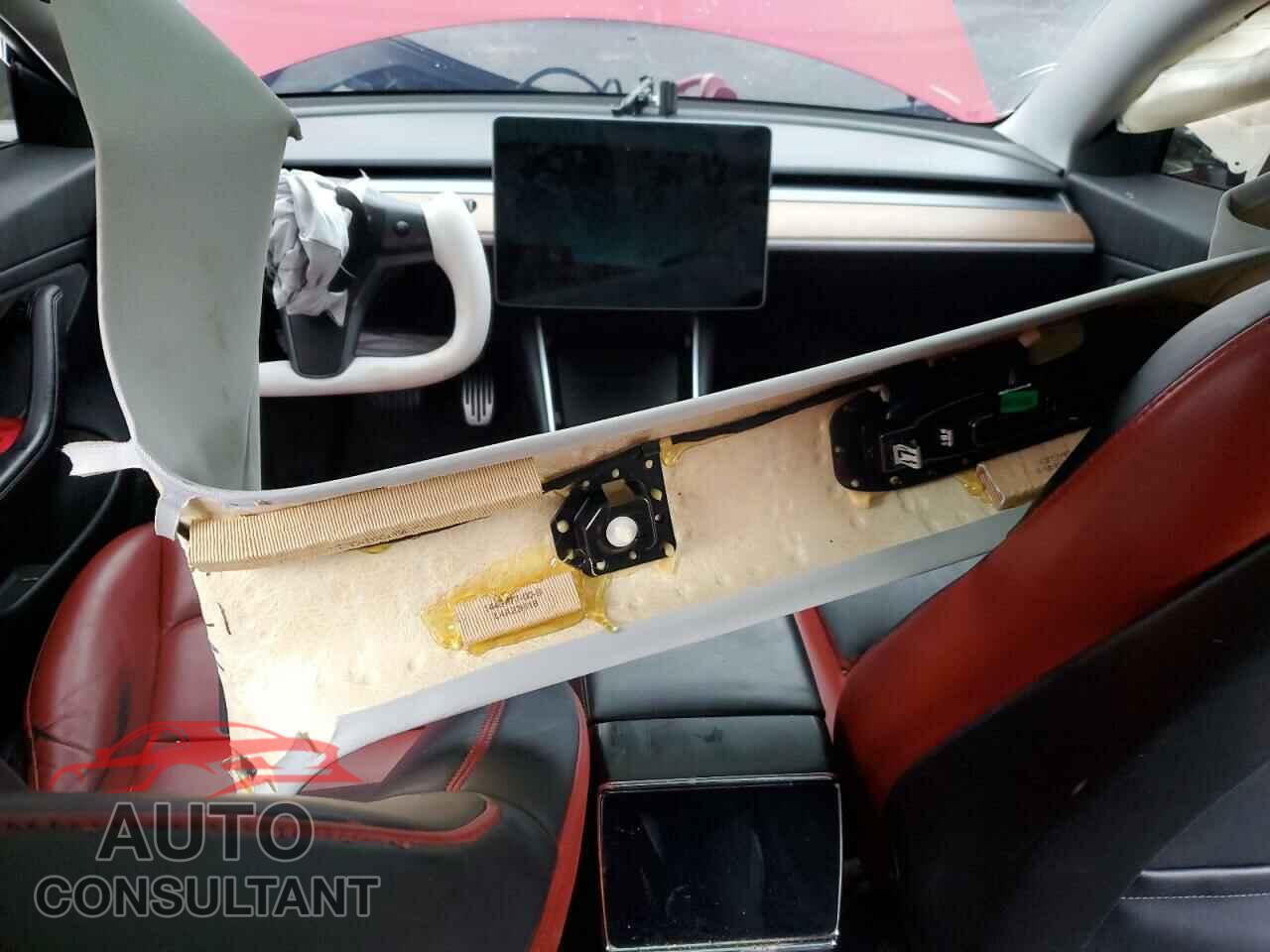 TESLA MODEL 3 2018 - 5YJ3E1EB6JF104932