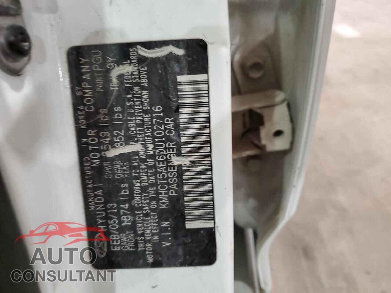 HYUNDAI ACCENT 2013 - KMHCT5AE6DU102716