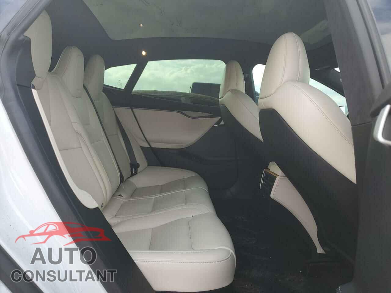 TESLA MODEL S 2020 - 5YJSA1E24LF370430