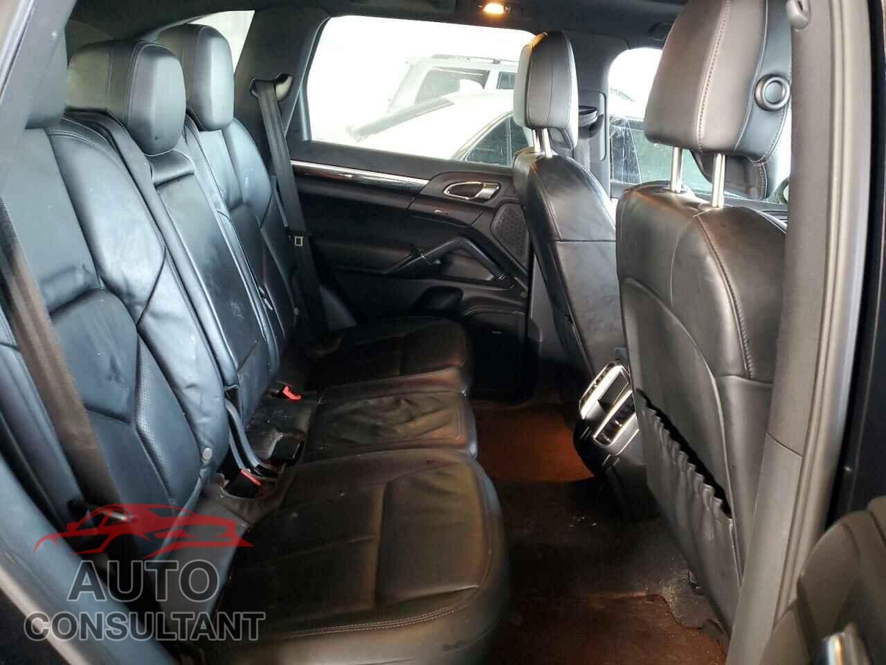 PORSCHE CAYENNE 2013 - WP1AA2A2XDLA03536