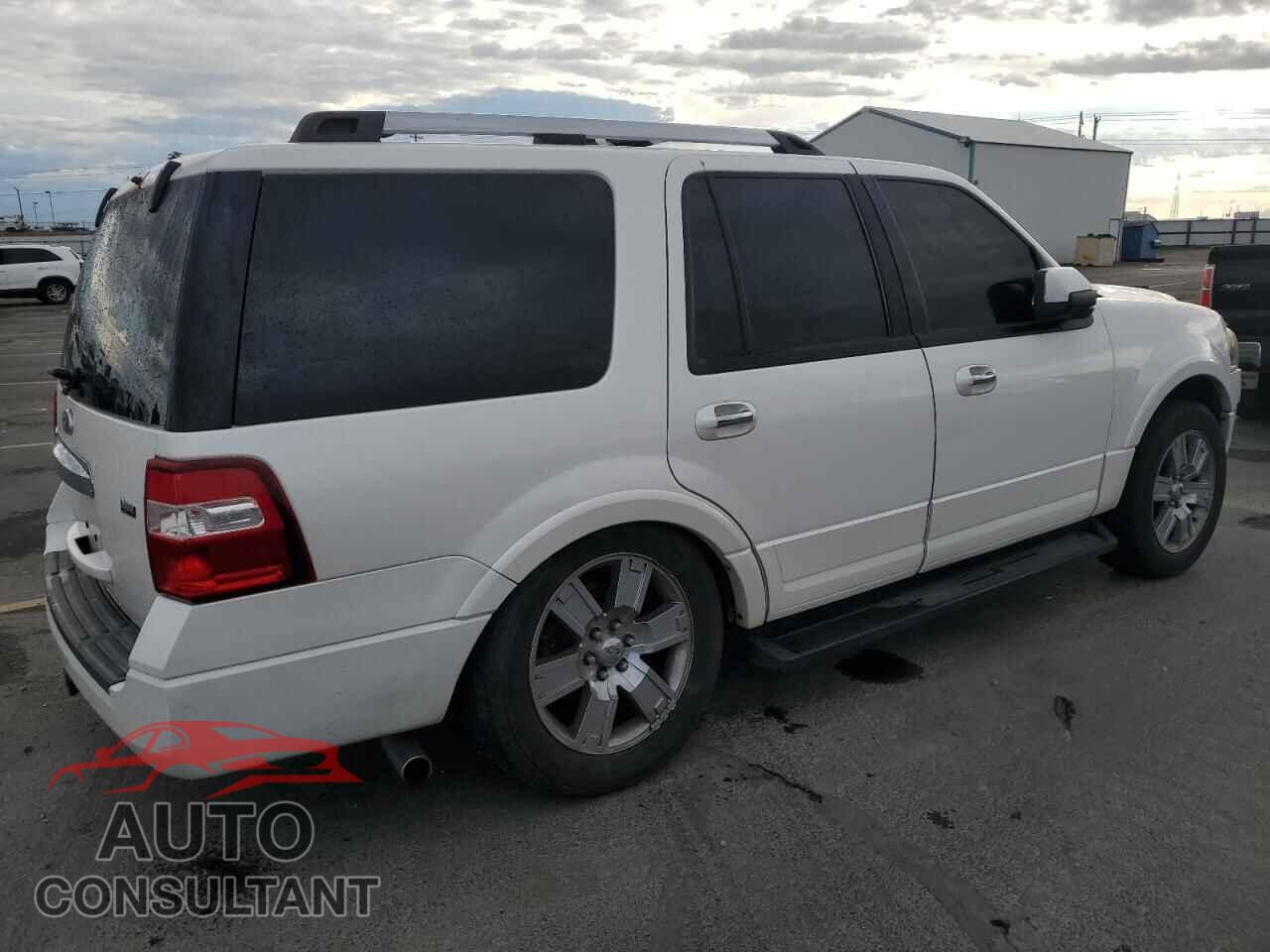 FORD EXPEDITION 2010 - 1FMJU2A52AEB68818