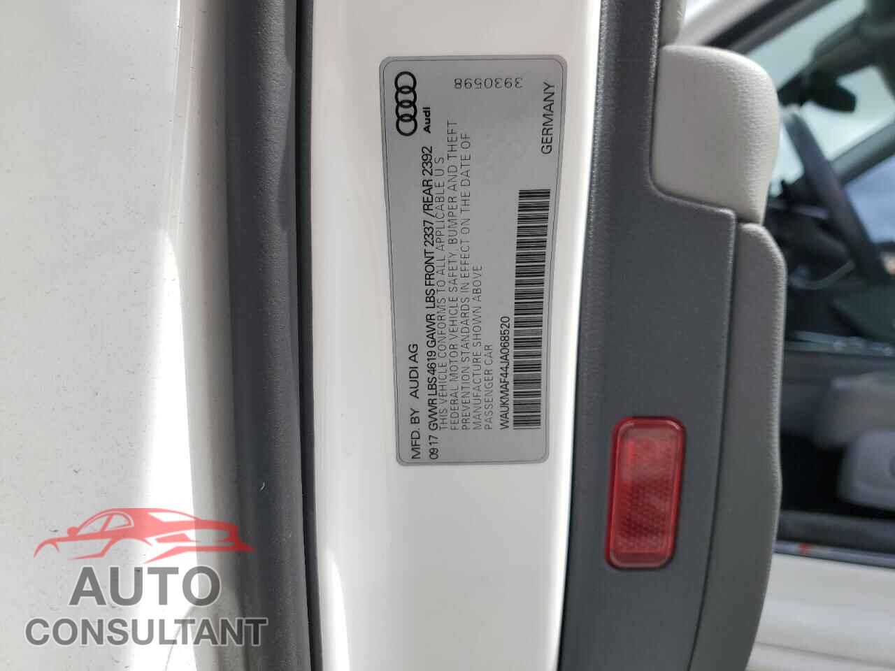 AUDI A4 2018 - WAUKMAF44JA068520
